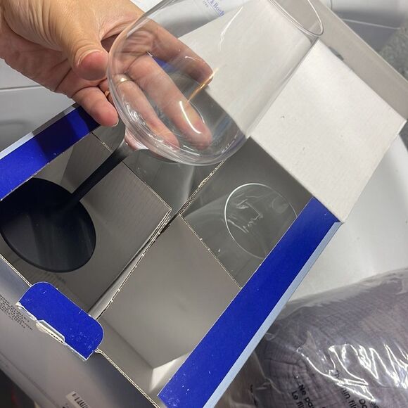 Villeroy & Boch
3-Piece Manufacture Rock Red Wine Goblet Set - Picture 2 of 2